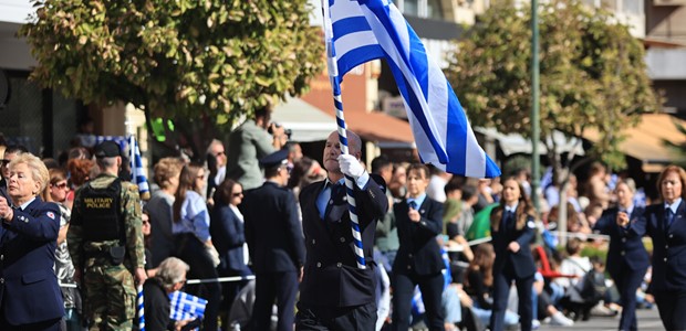 Με πολύ κόσμο η παρέλαση